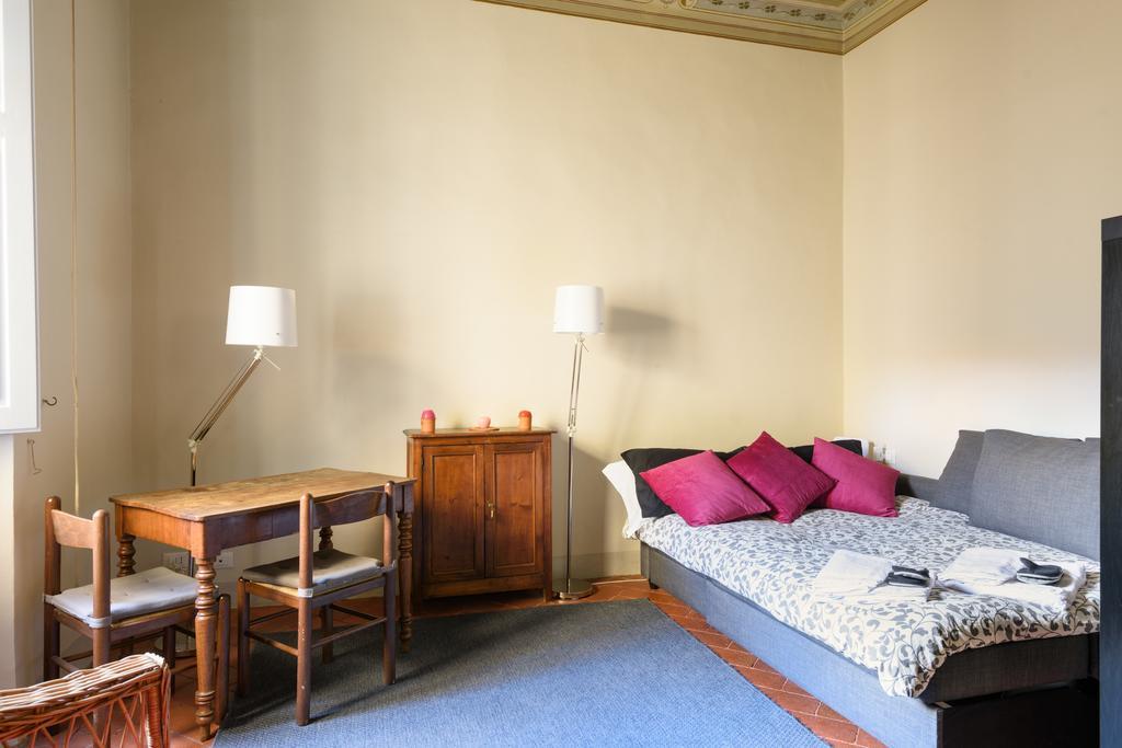 Servi Apartment Florenţa Exterior foto